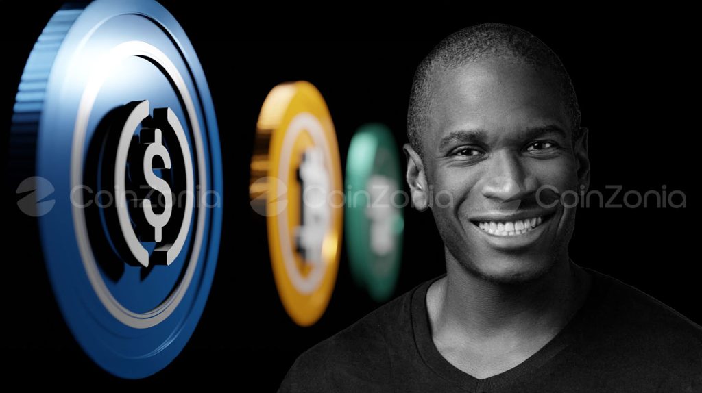 Arthur Hayes’ten uyarı: Yeni stablecoin halka arzları aşırı değerlenmiş olabilir